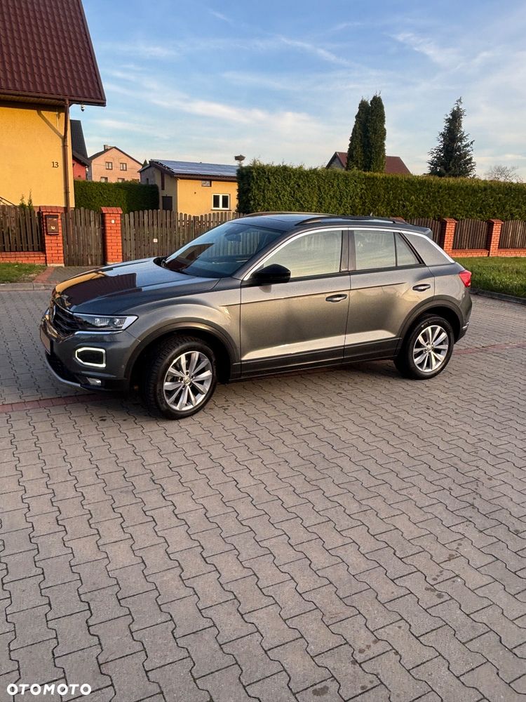 Volkswagen T-Roc - 3