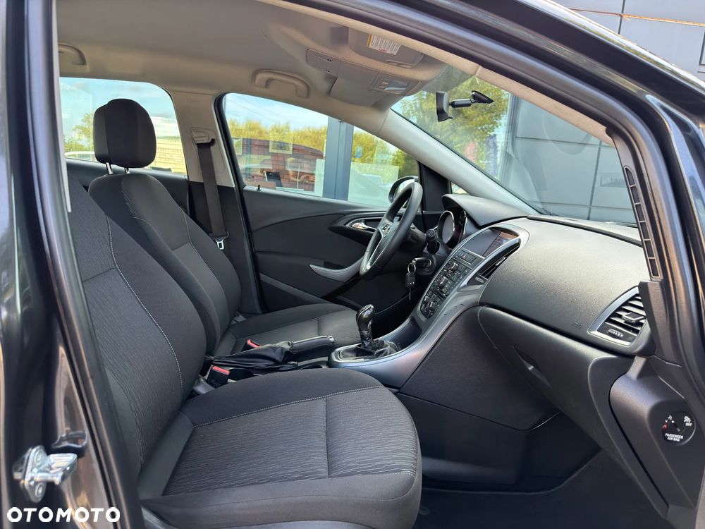Opel Astra 1.4 T Cosmo S&S - 29