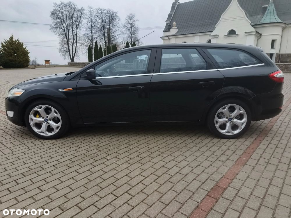Ford Mondeo 2.5 Titanium - 2