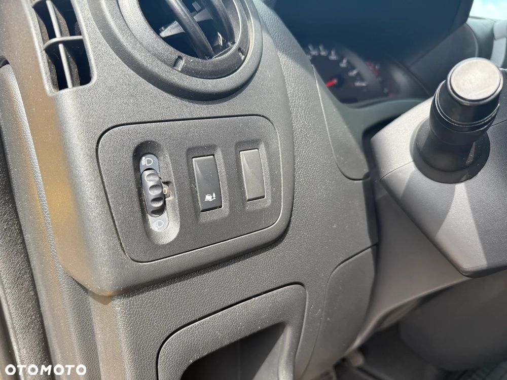 Renault Master - 18