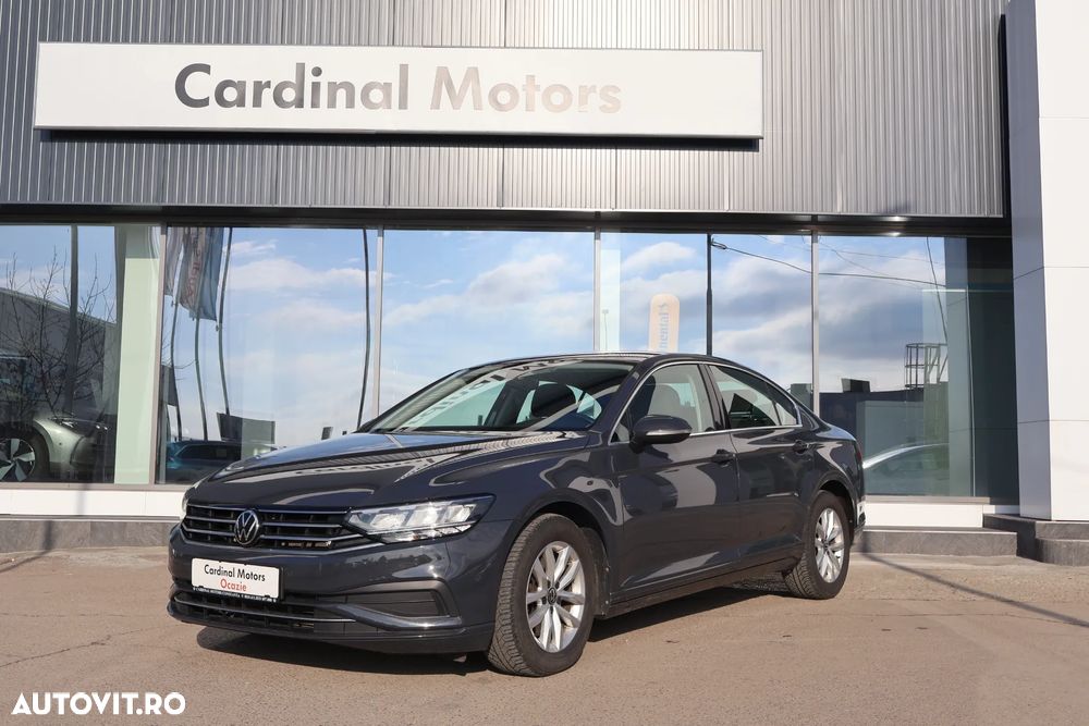 Volkswagen Passat 2.0 TDI DSG Comfortline - 2