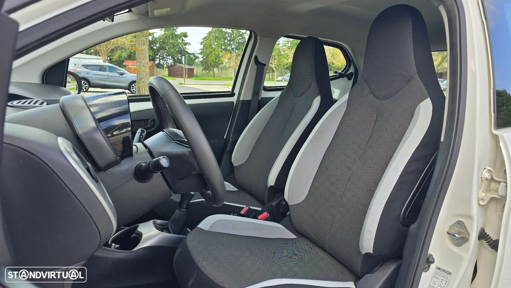 Toyota Aygo 1.0 X-Play+AC+X-Touch - 18