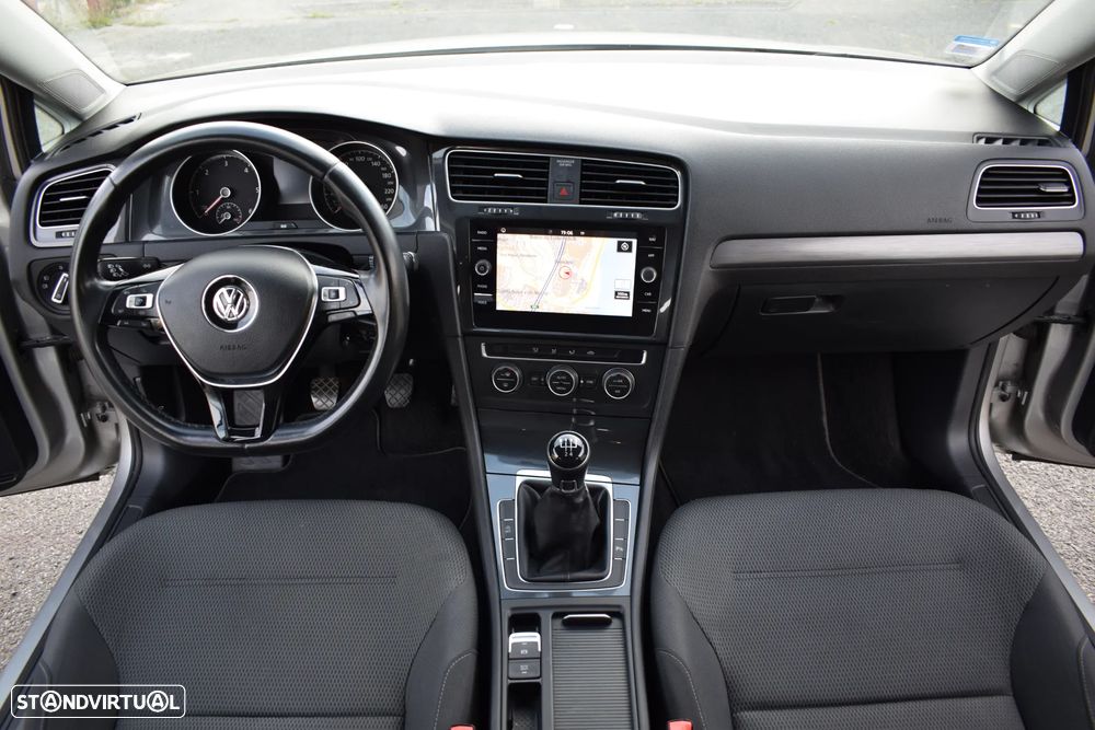 VW Golf Variant 1.6 TDi Confortline - 8