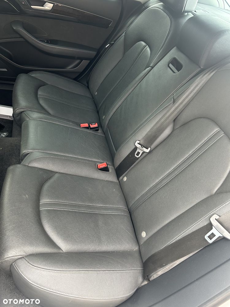Audi A8 4.2 FSI L Quattro - 25