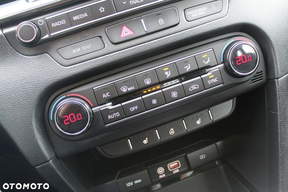 Kia Ceed 1.4 T-GDI L DCT - 14