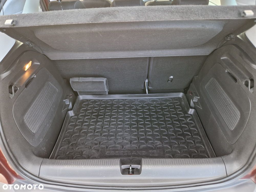 Opel Crossland X 1.2 T 120 Lat S&S - 14