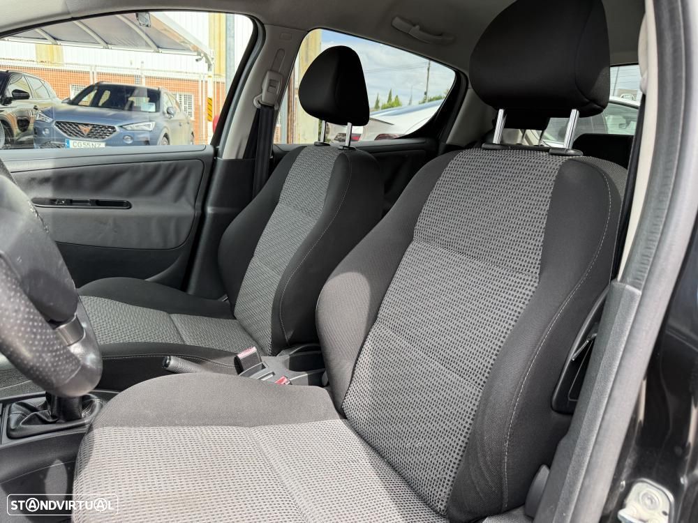 Peugeot 207 1.4 HDi Sportium - 10