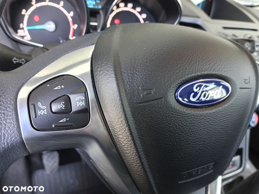 Ford Fiesta 1.25 Celebration - 18