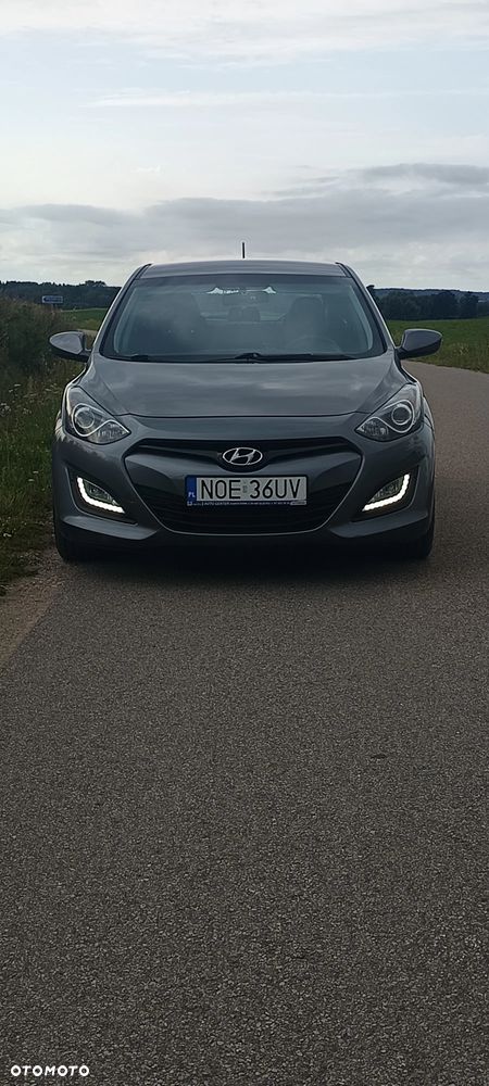 Hyundai i30 1.4 CRDi Advantage - 4