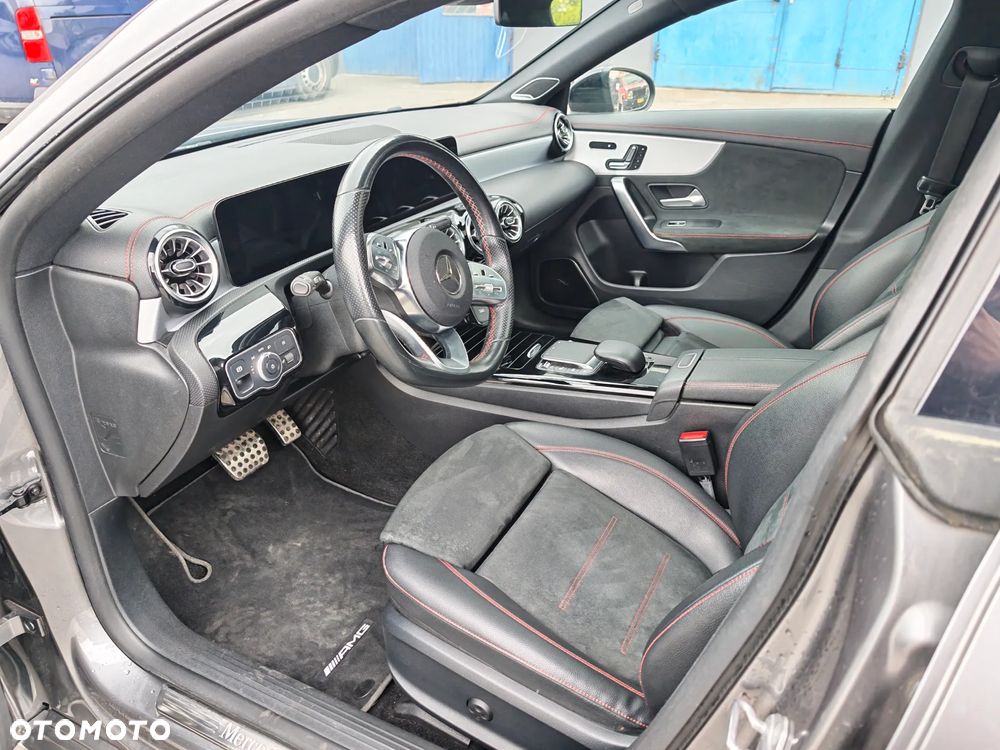Mercedes-Benz CLA 200 d 8G-DCT AMG Line - 23