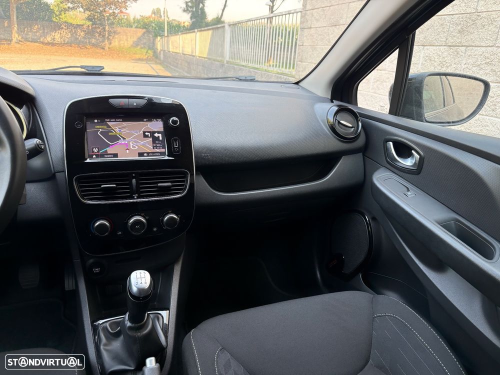 Renault Clio Sport Tourer 0.9 TCe Limited Edition - 10