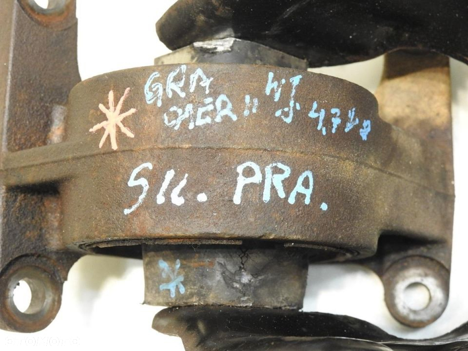 ŁAPA PODUSZKA SILNIKA PRAWA GRAND CHEROKEE WJ 4.7 - 7