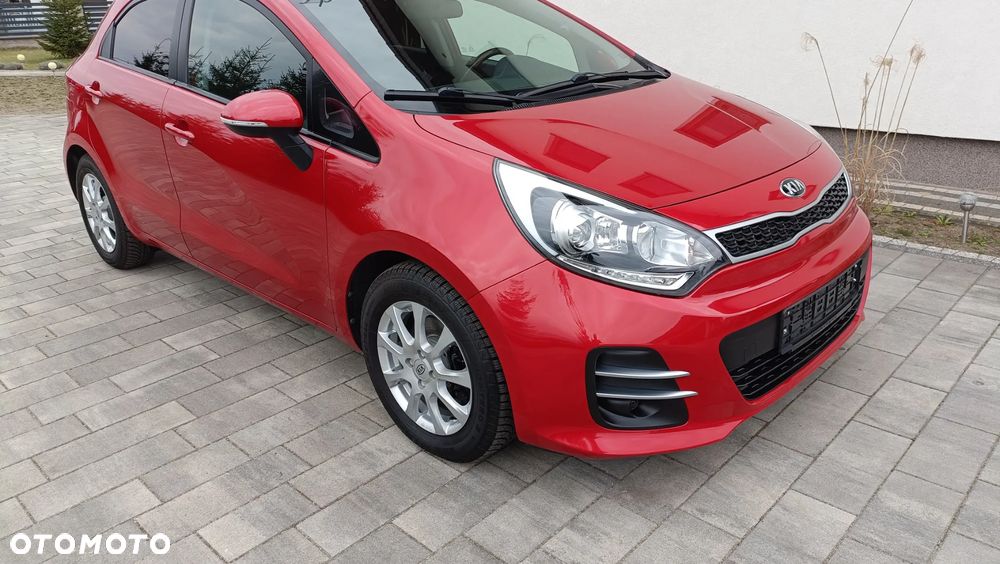 Kia Rio 1.4 Fifa World Cup Edition - 1