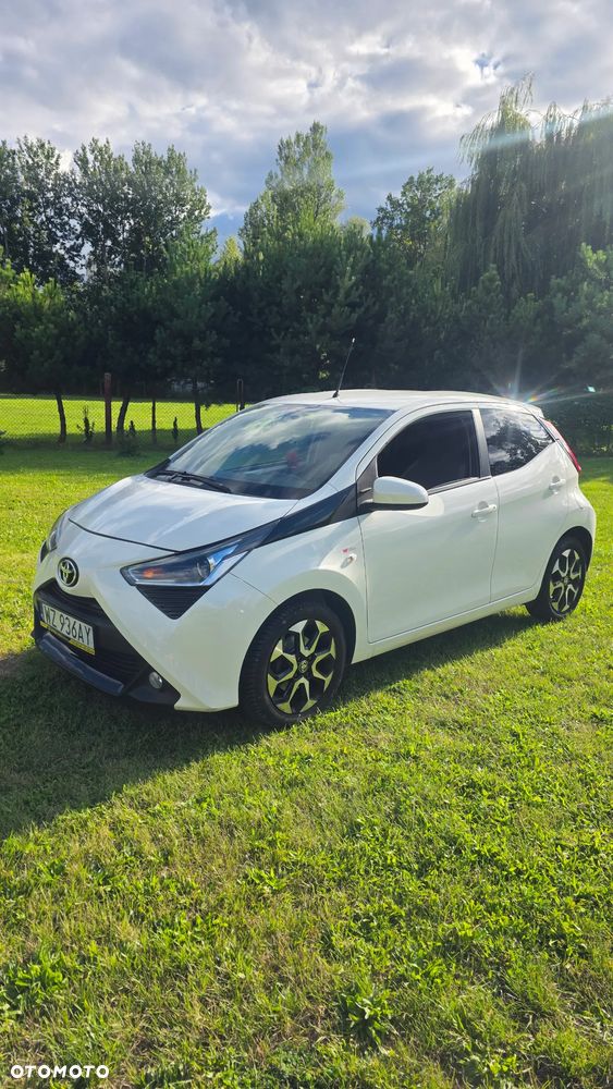 Toyota Aygo 1.0 VVT-i Black Edition - 1