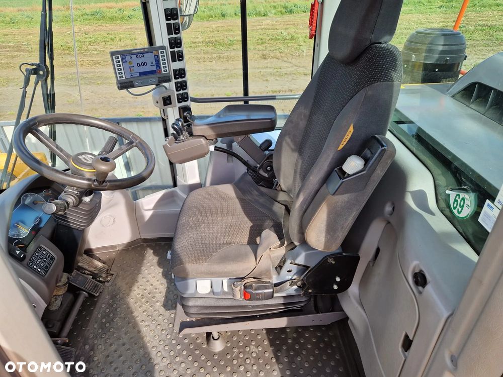 Volvo L150H * 2018r. * 8 755 mth * waga Loadmaster Alpha 100 * - 19