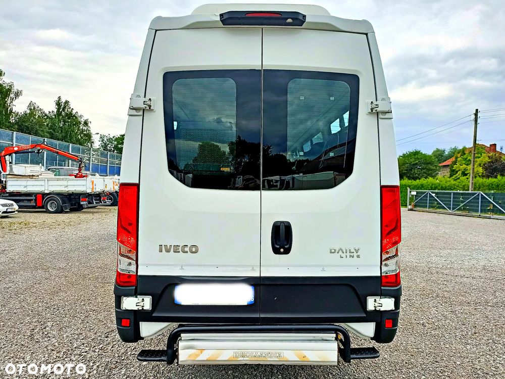Iveco Daily Line 60C17 24 Osobowy - 11