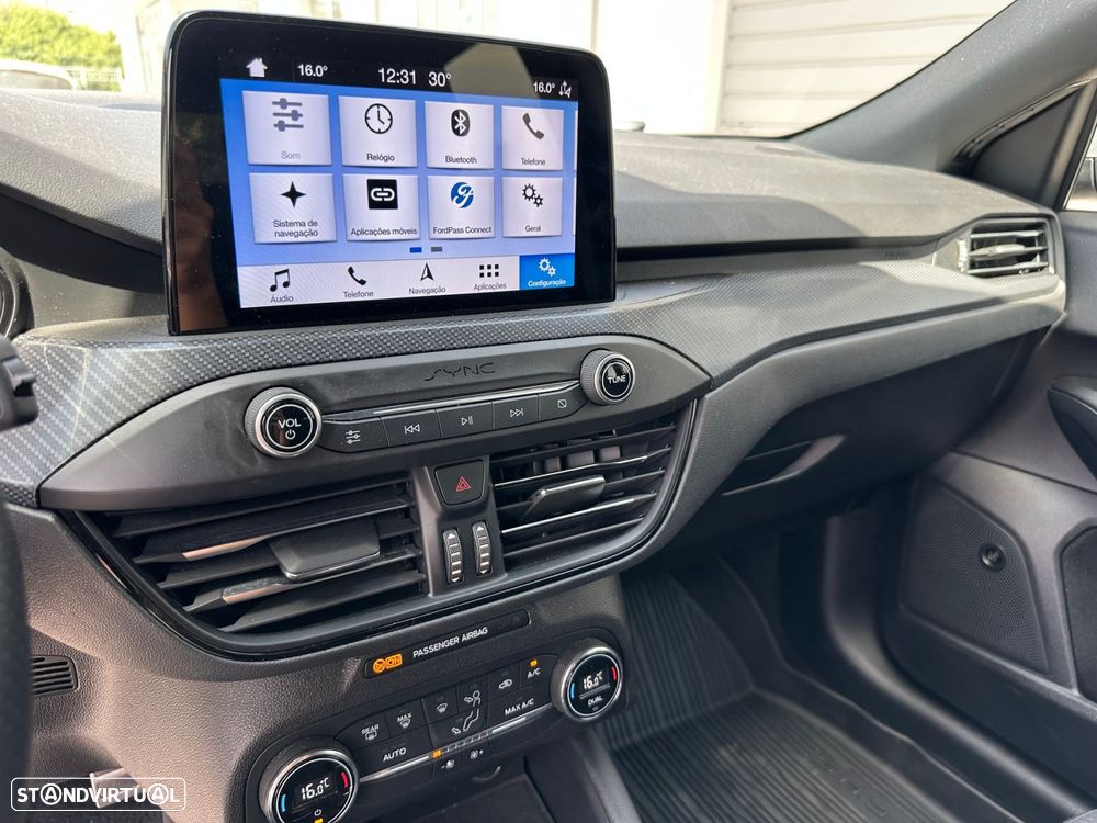 Ford Focus 1.5 TDCi EcoBlue ST-Line - 22