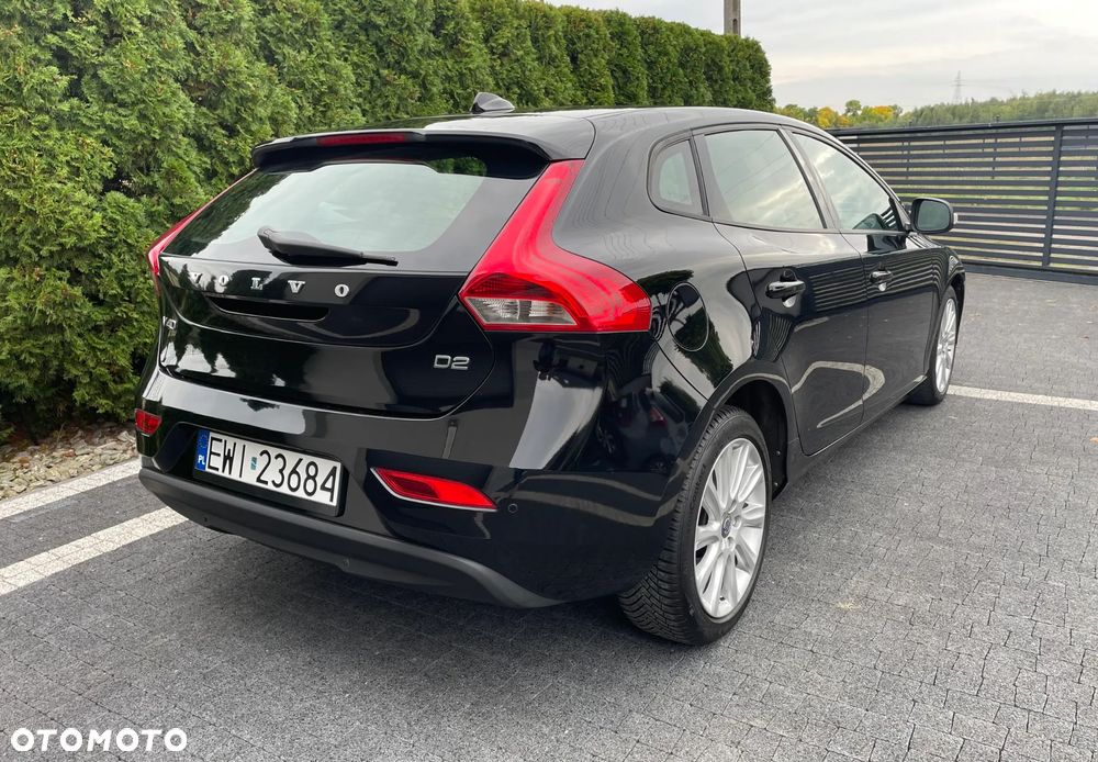 Volvo V40 D2 Momentum - 4