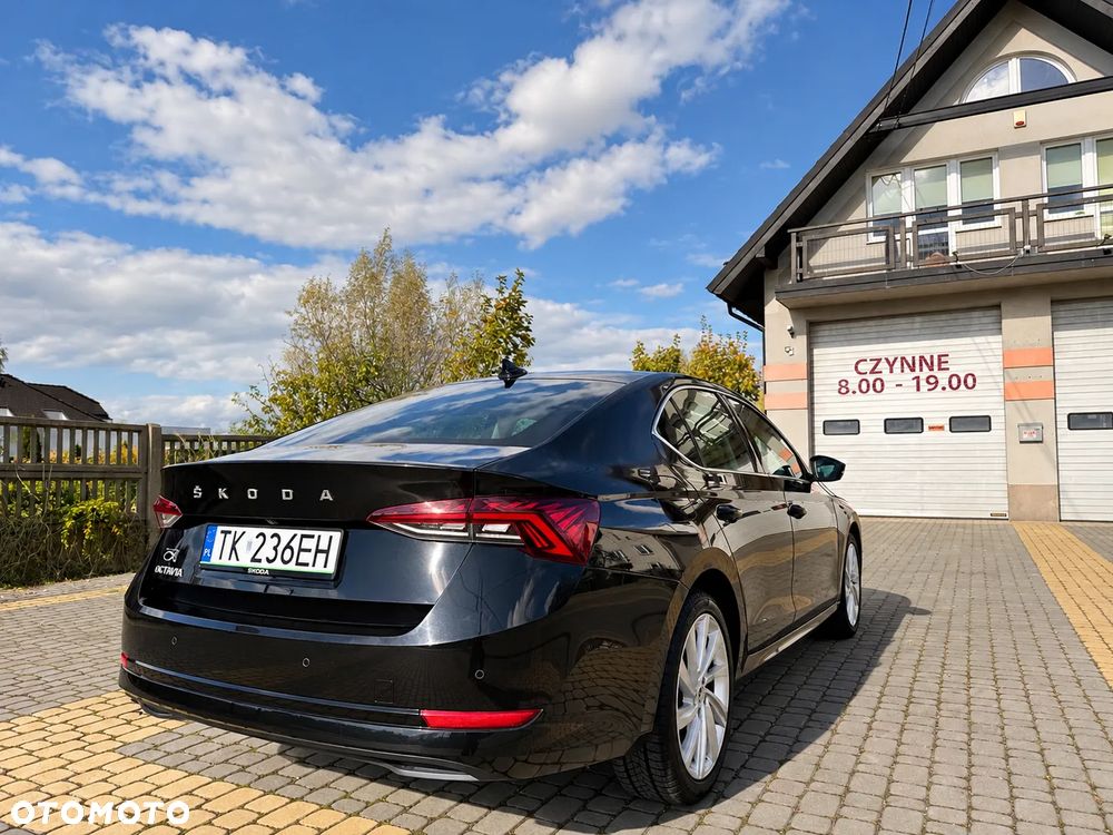 Skoda Octavia 2.0 TDI Selection DSG - 30