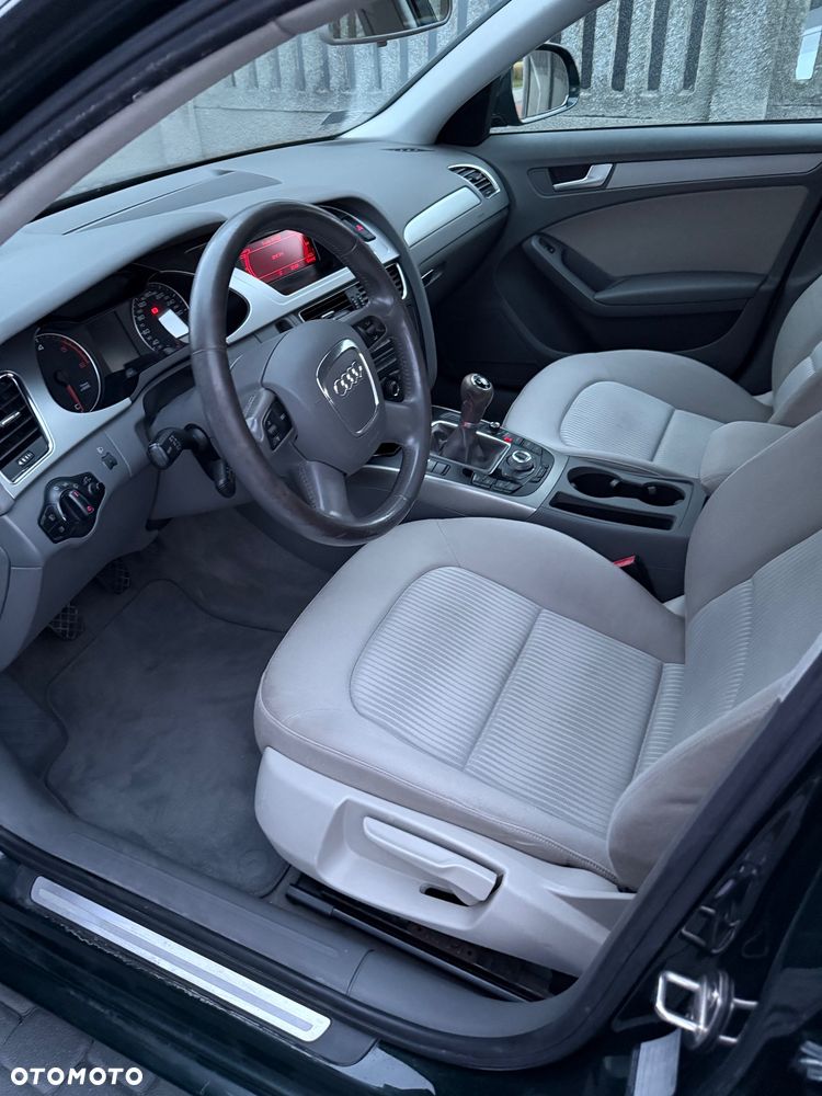 Audi A4 Limousine 2.0 TDI - 6
