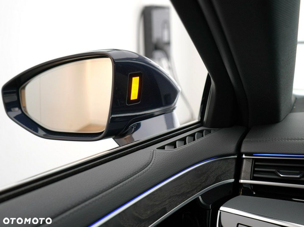 Audi A8 - 26
