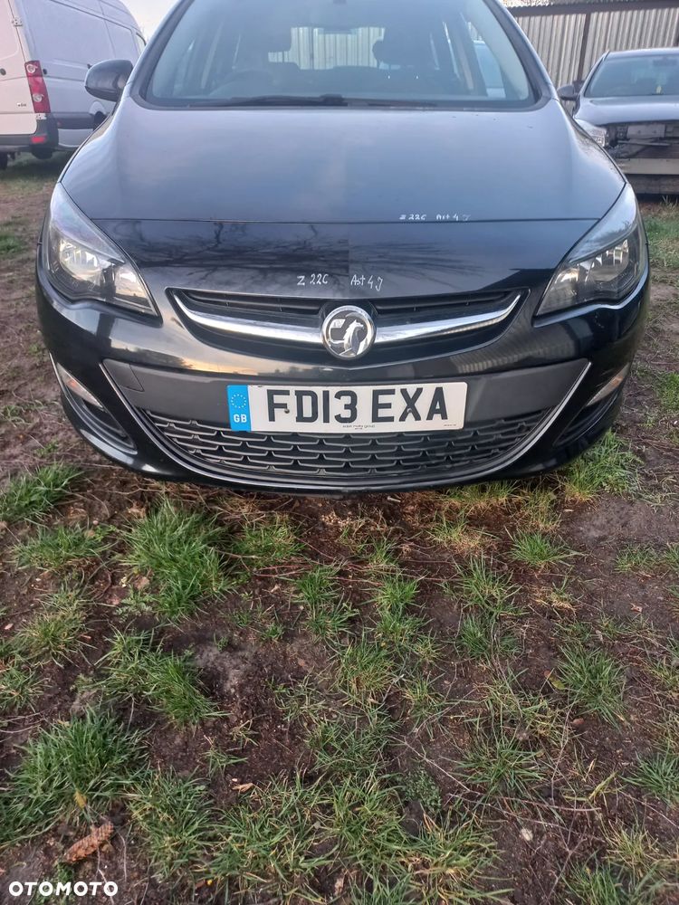 Lampa lampy reflektor prawy lewy opel astra j IV 4