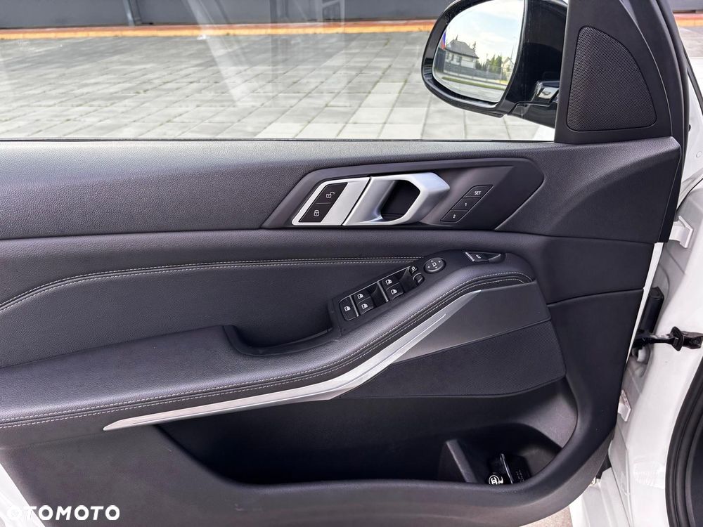 BMW X5 - 25
