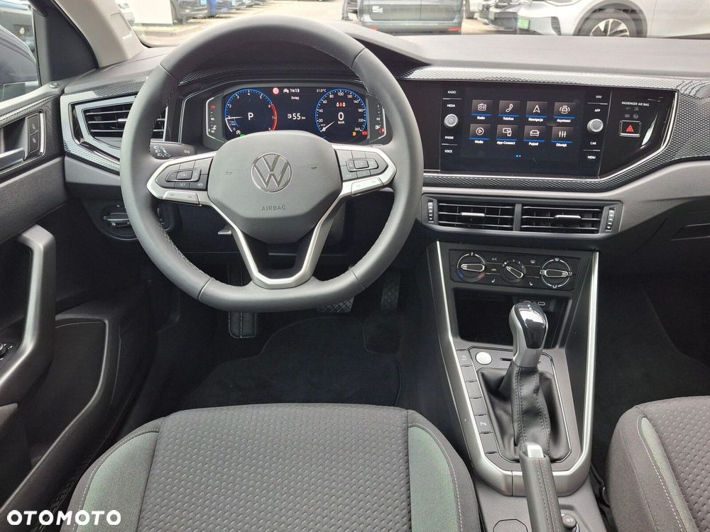 Volkswagen Polo 1.0 TSI Life Plus DSG - 24