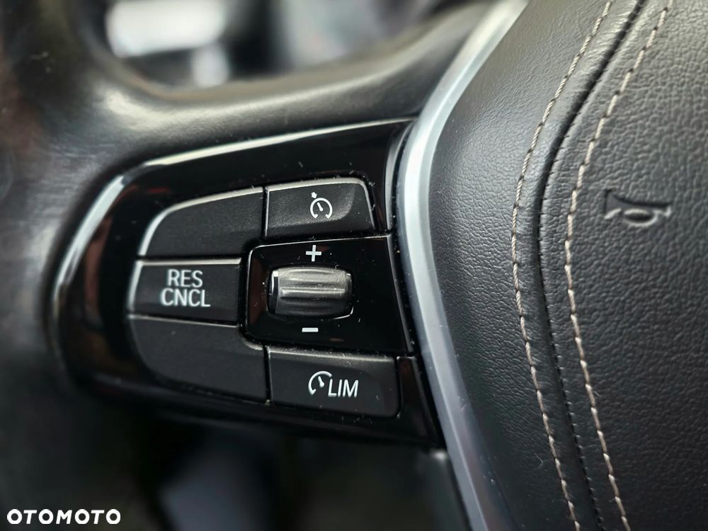 BMW Seria 5 - 16