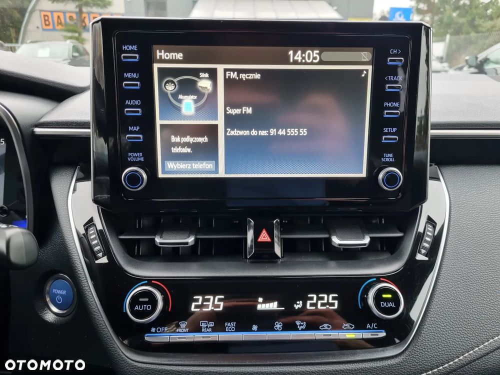 Toyota Corolla 1.8 Hybrid Executive - 22