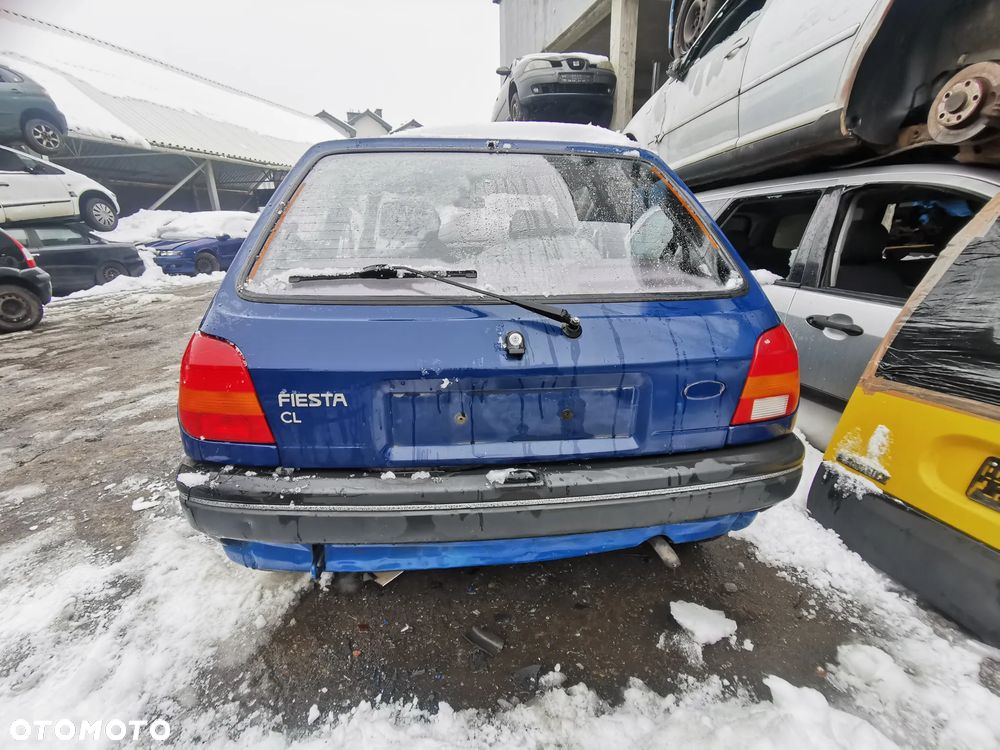Klapa bagażnika Ford Fiesta III Mk3 3drzwiowy - 1