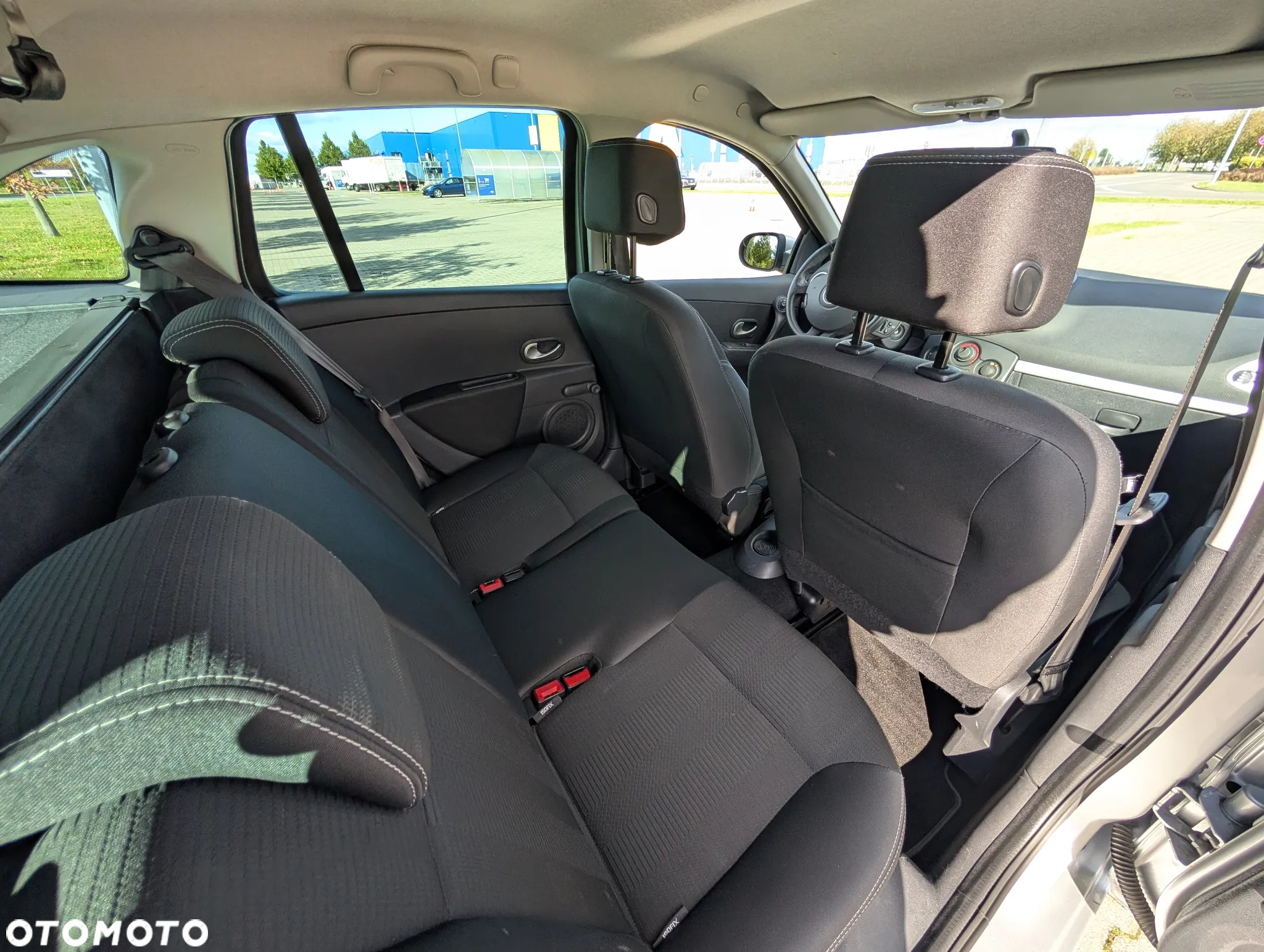 Renault Clio 1.5 dCi Grandtour Dynamique - 12