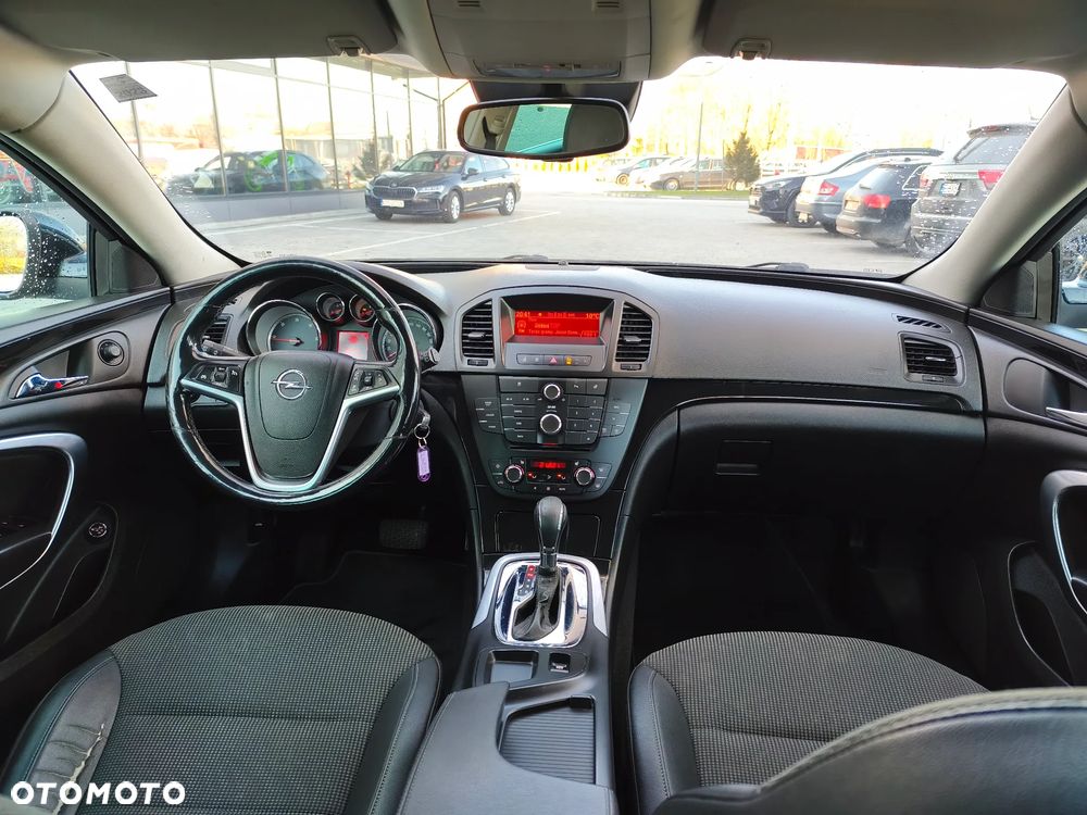 Opel Insignia - 19
