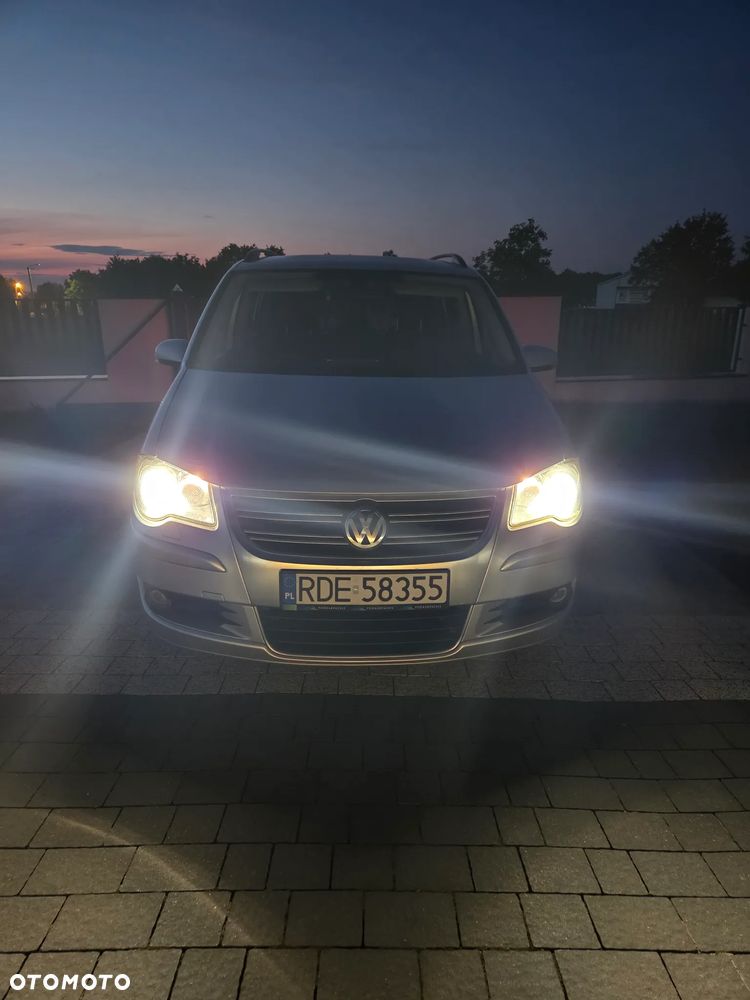 Volkswagen Touran 2.0 TDI Q-Line - 13