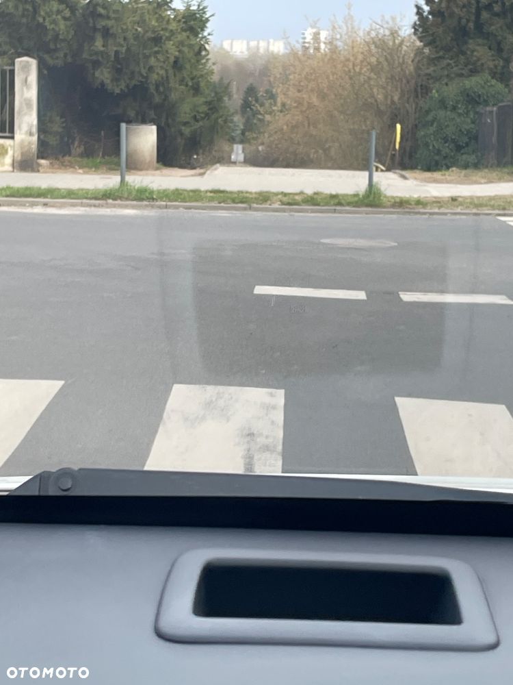 Toyota Prius+ (Hybrid) Executive - 11