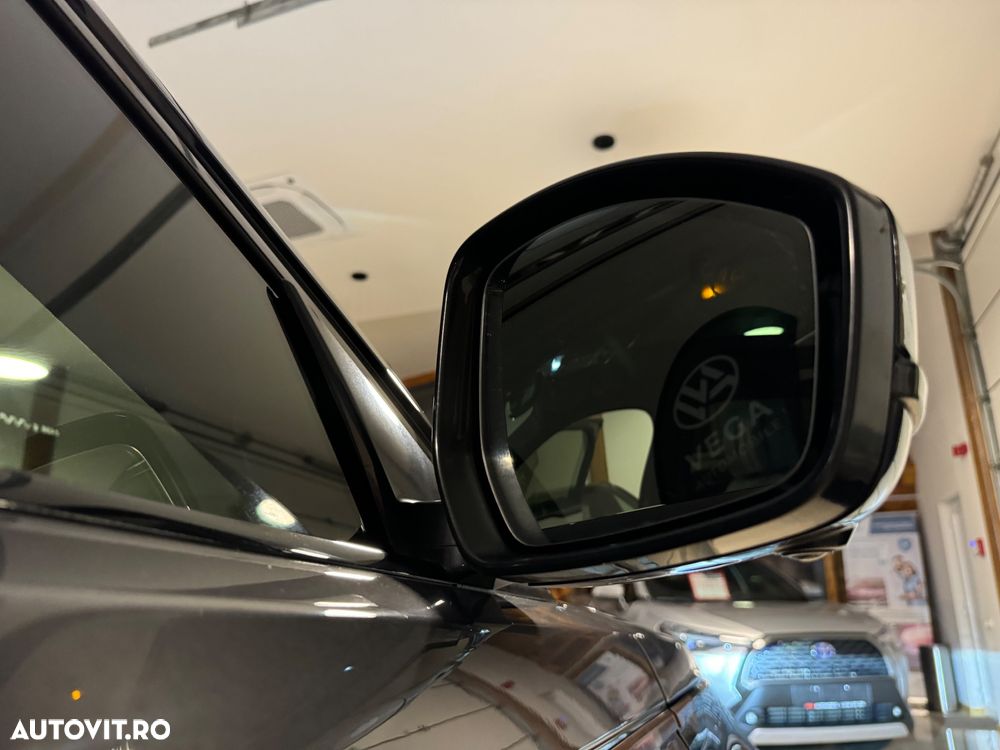 Land Rover Range Rover Velar 3.0 R-Dynamic HSE - 27