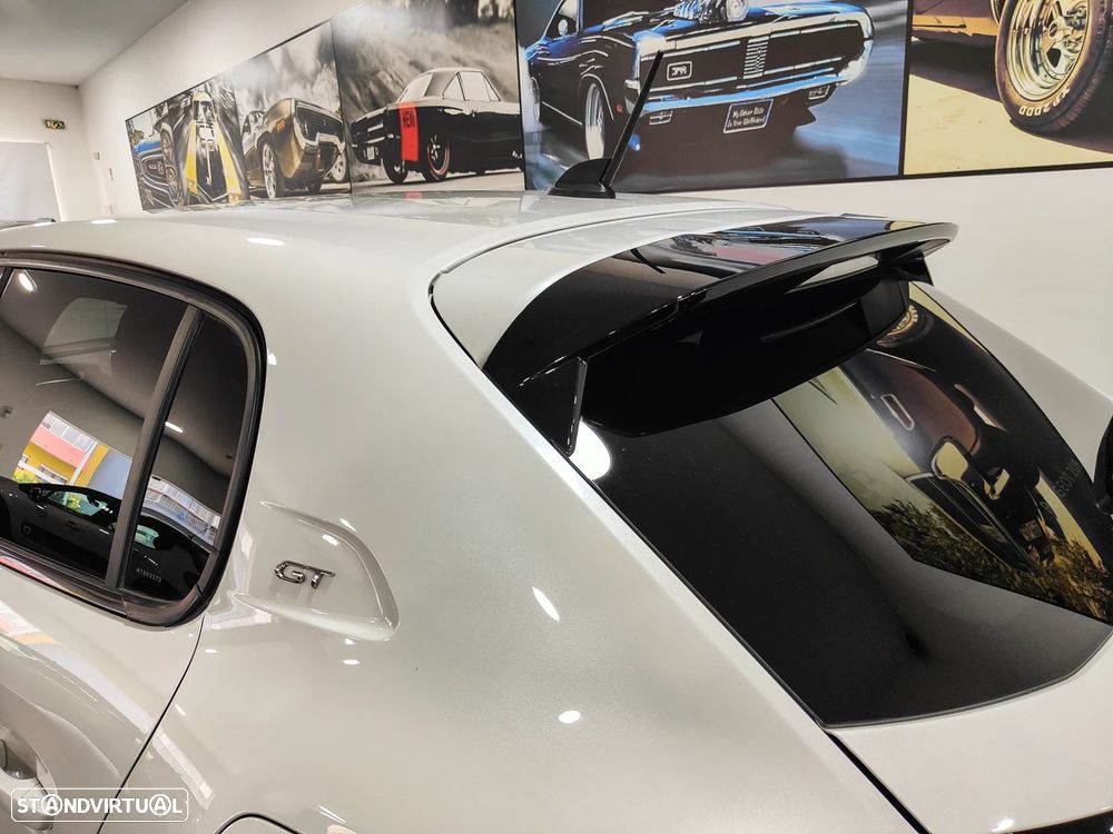 Peugeot 208 1.2 PureTech GT Line - 18