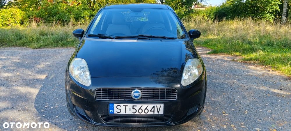 Fiat Grande Punto - 13