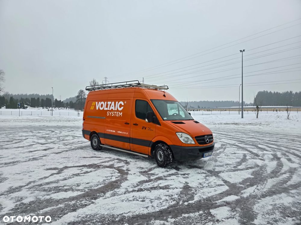 Mercedes-Benz Sprinter z zabudową warsztatową - 2