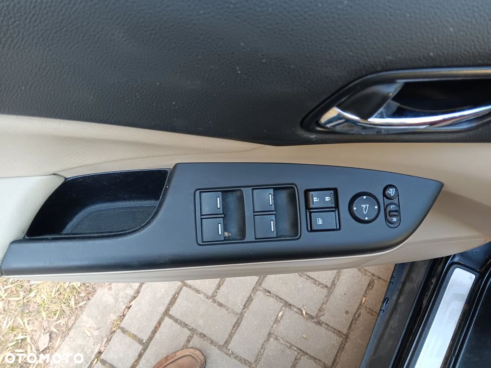 Honda CR-V 2.0i-VTEC 4WD Automatik Executive - 22