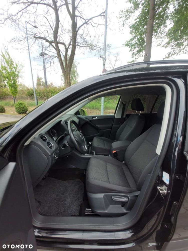 Volkswagen Tiguan - 13