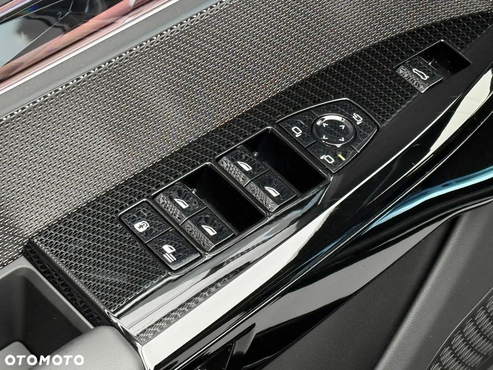 BMW Seria 7 - 18