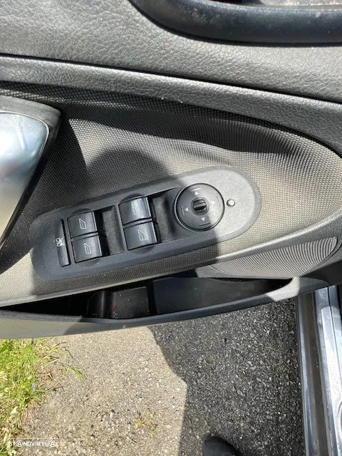 Ford S-Max 1.8 TDCi Titanium 7L - 7