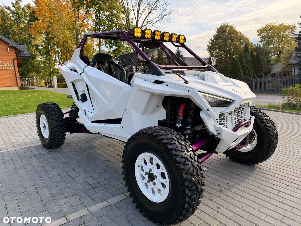 Polaris RZR - 11