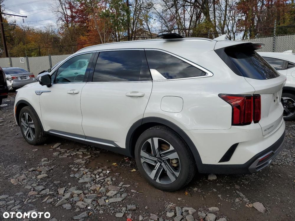 Kia Sorento - 5