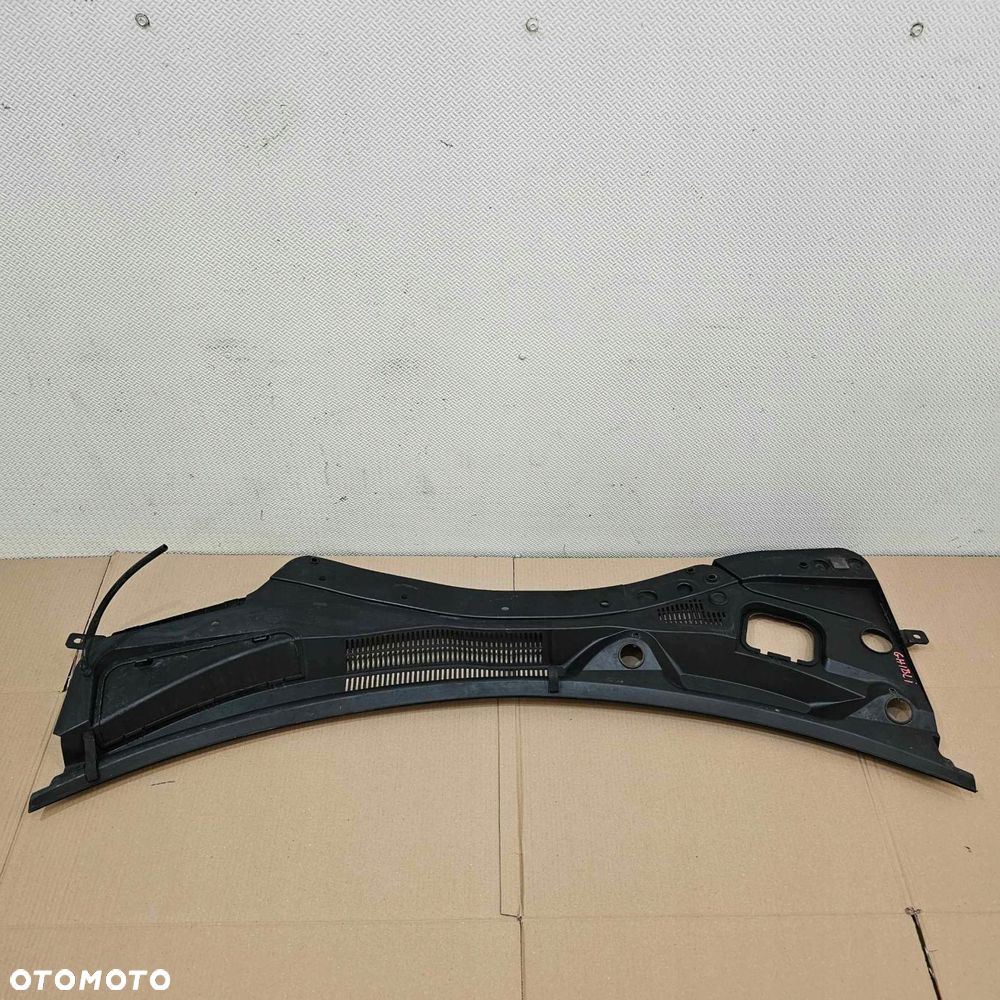 maserati ghibli iii podszybie eu - 3