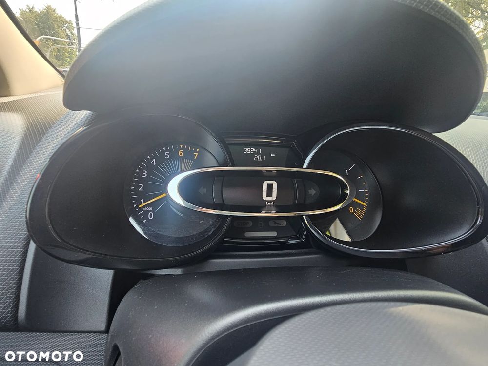 Renault Clio 1.2 16V Expression - 20