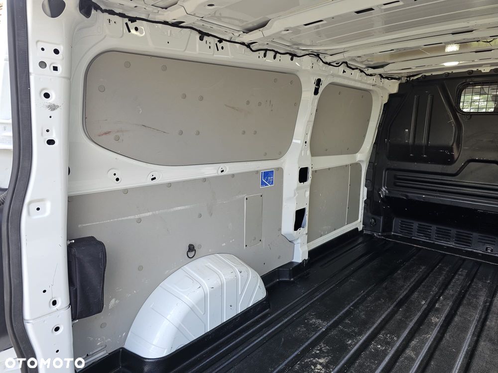 Ford TRANSIT CUSTOM L2 - 28