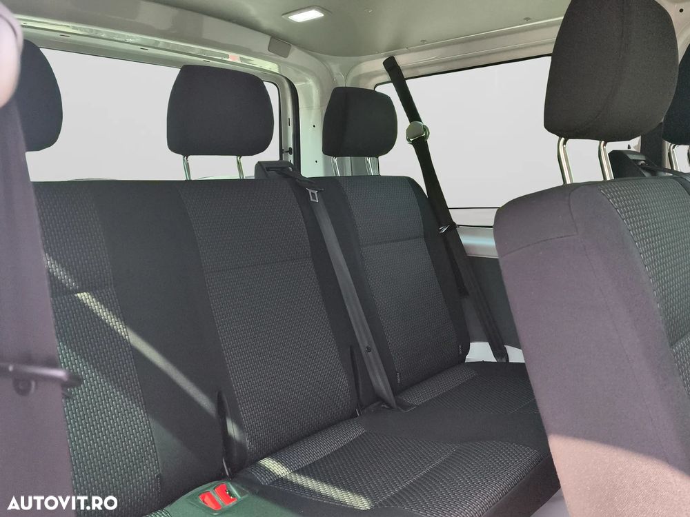 Volkswagen Transporter - 12