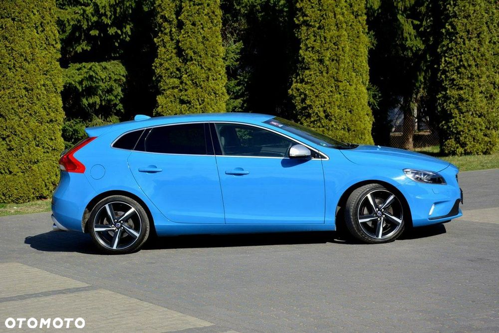 Volvo V40 T3 R-Design Momentum - 12